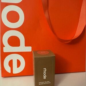 Rhode blush sprinkle